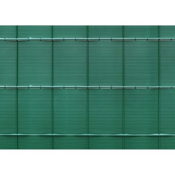 PVC-Sichtschutzstreifen Grün profiliert 24 cm x 201